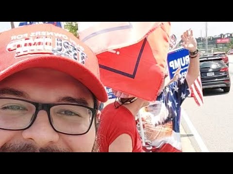 Live at the trump rally!!!!